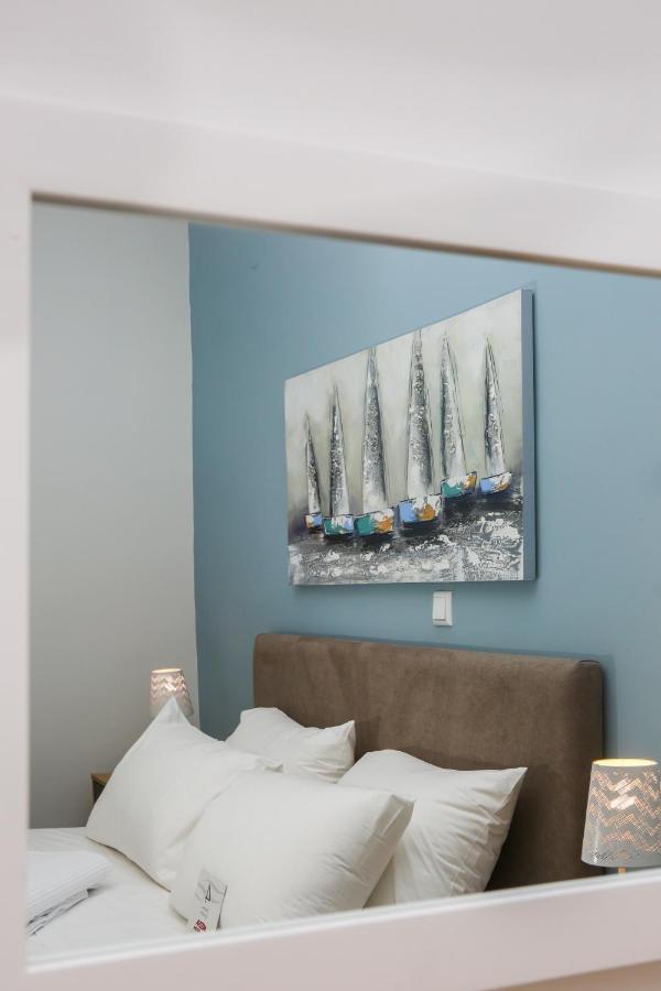Stella Boutigue Rooms Nea Peramos  Exterior photo